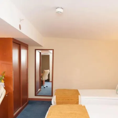 Otel By Ihg İstanbul