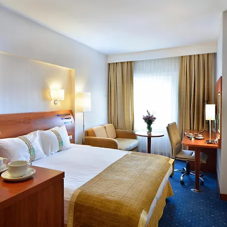 By Ihg Otel