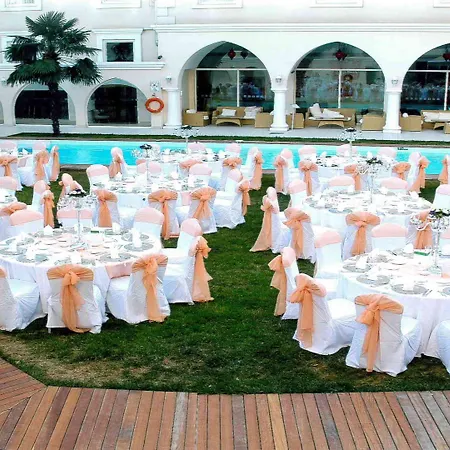 By Ihg Otel 5*